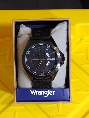 WRANGLER MEN'S WATCH STAINLESS STEEL DATE LEATHER BLACK WRANGLER WRW2600-1A NEW